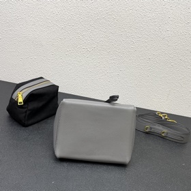 Новинка 2024, ранневесенняя модель mini Prada «RADA» небольшая су