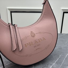 Новая модель Prada RADA Французская элегантность, зимний стиль, о