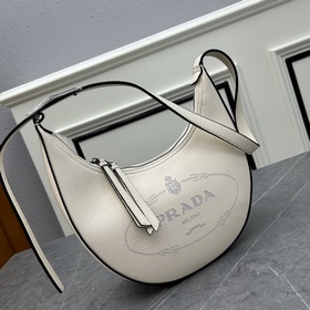 Новая модель Prada RADA Французская элегантность, зимний стиль, о