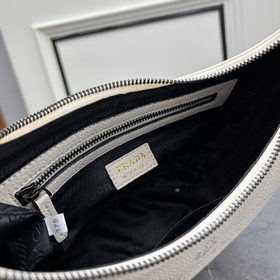 Новая модель Prada RADA Французская элегантность, зимний стиль, о