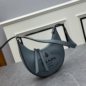 Новая модель Prada RADA Французская элегантность, зимний стиль, о