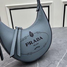 Новая модель Prada RADA Французская элегантность, зимний стиль, о