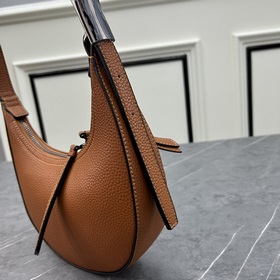Новая модель Prada RADA Французская элегантность, зимний стиль, о
