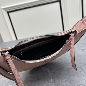 Новая модель Prada RADA Французская элегантность, зимний стиль, о