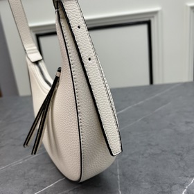 Новая модель Prada RADA Французская элегантность, зимний стиль, о