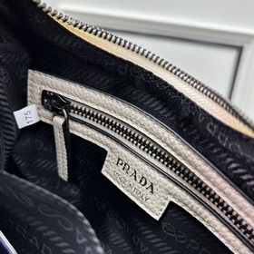 Новая модель Prada RADA Французская элегантность, зимний стиль, о