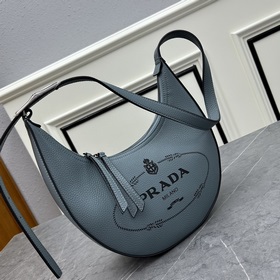 Новая модель Prada RADA Французская элегантность, зимний стиль, о