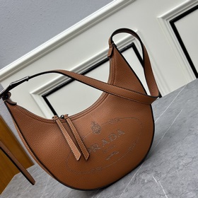 Новая модель Prada RADA Французская элегантность, зимний стиль, о