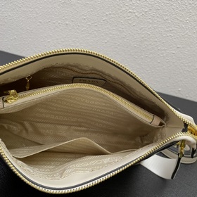 Эксклюзивная модель Prada «RADA» — классическая легенда, с двумя 