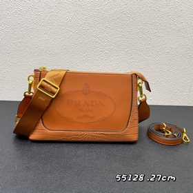 Эксклюзивная модель Prada «RADA» — классическая легенда, с двумя