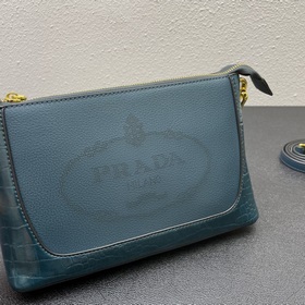 Эксклюзивная модель Prada «RADA» — классическая легенда, с двумя 