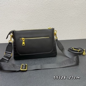 Эксклюзивная модель Prada «RADA» — классическая легенда, с двумя 