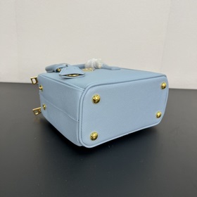 Mini Killer 1BA906, золотой. Эта сумка Galleria изготовлена из фи