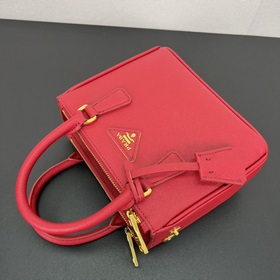 Mini Killer 1BA906, золотой. Эта сумка Galleria изготовлена из фи