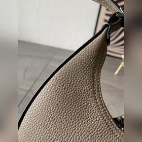 Новая модель Prada RADA Французская элегантность, зимний стиль, о