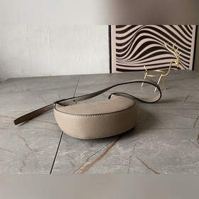 Новая модель Prada RADA Французская элегантность, зимний стиль, о