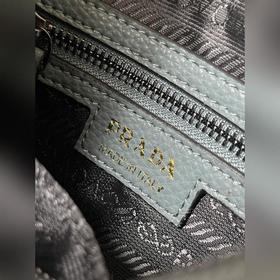 Новая модель Prada RADA Французская элегантность, зимний стиль, о