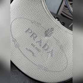 Новая модель Prada RADA Французская элегантность, зимний стиль, о