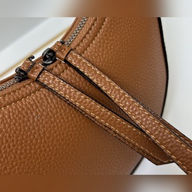 Новая модель Prada RADA Французская элегантность, зимний стиль, о