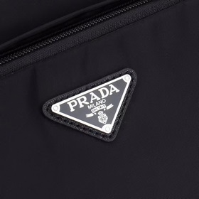 PRADA - новейшая модель рюкзака с двумя плечевыми ремнями, синхро