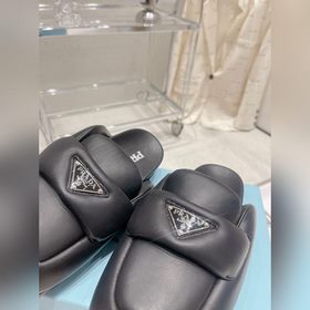 Лучшая версия тапочек Prada, туфли-муллеры очень удобны в носке, 