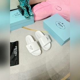Новая модель туфель Prada 2024 очень удобна в носке. Вы можете на