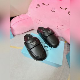 Новая модель туфель Prada 2024 очень удобна в носке. Вы можете на