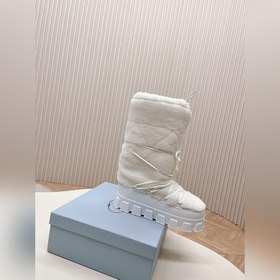 Prada Rada – новая популярная модель космических ботинок для лыж