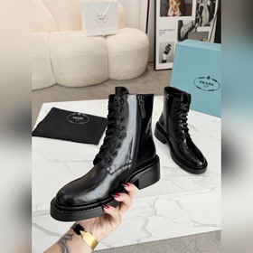 23 Новая серия rad* классическая сумка Prada в сочетании с ботинк