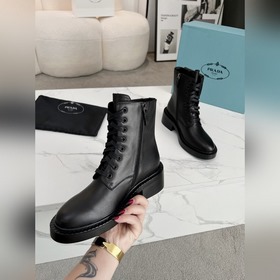 23 Новая серия rad* классическая сумка Prada в сочетании с ботинк