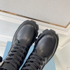 Новые ботинки Prada с толстой подошвой —————————— Весенняя коллек