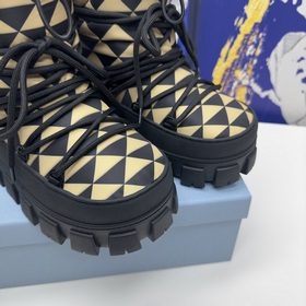 Самая высококачественная версия на рынке, модель Prada RADA, идеа
