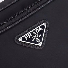 PRADA - сумка на грудь/поясная сумка, официальный сайт. Изготовле