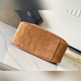 Кожа цвета землистого песка_ Популярная модель LE 5A7 под мышку. 