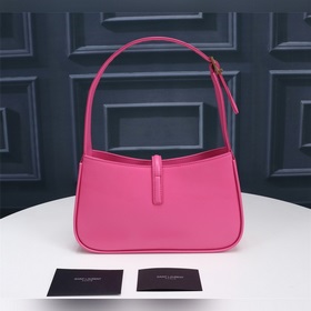 Новые поступления Новая модель сумки под мышку Le5A7 Bag весна-ле