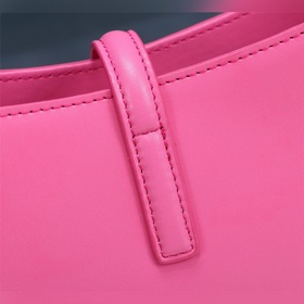 Новые поступления Новая модель сумки под мышку Le5A7 Bag весна-ле