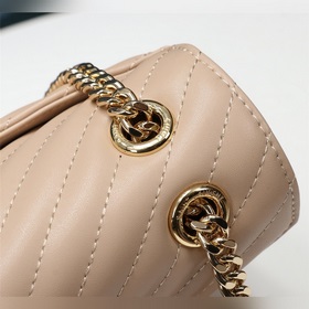 Сумка SAINT LAURENT MONOGRAMME из классической кожи Saint Laurent