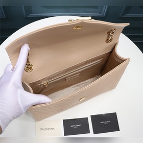 Сумка SAINT LAURENT MONOGRAMME из классической кожи Saint Laurent