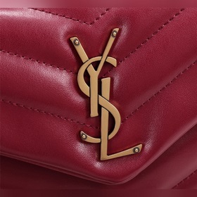 Классическая легенда Saint Laurent сочетает в себе модный стиль и