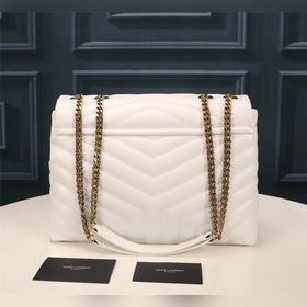 Классическая легенда Saint Laurent сочетает в себе модный стиль и