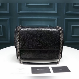 Популярная модель SAINT LAURENT с откидной крышкой, очень вместит
