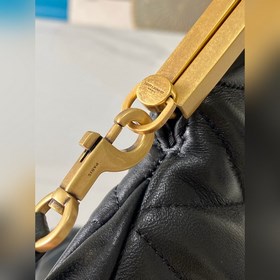 YSL 23 Летняя новинка： сумка из овечьей кожи с металлической заст