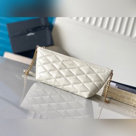 Новая модель сумки-пельмениз овечьей кожи от YSL 2024 Сумка через
