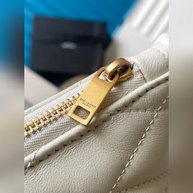 Новая модель сумки-пельмениз овечьей кожи от YSL 2024 Сумка через