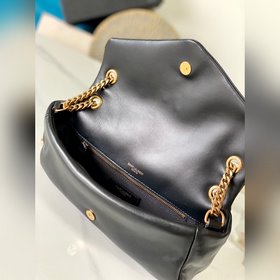 CALYSO_сумка из кожи ягненка. Изготовлена из импортной итальянско