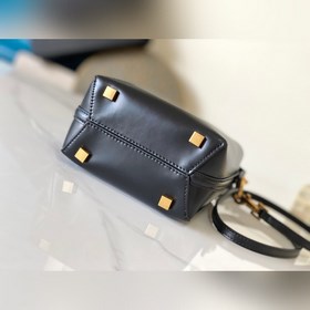 LE 37_Мини-сумка-ведро Сумка-ведро, которая сразу же стала популя