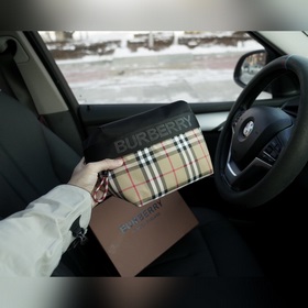 Официальный сайт Burberry. Высококачественная версия поясной сумк