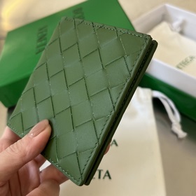 Двухслойный вертикальный кошелек 749400 — это не только кошелек, 