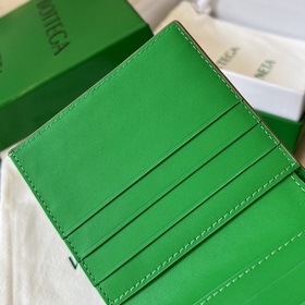 Двухслойный вертикальный кошелек 749400 — это не только кошелек, 