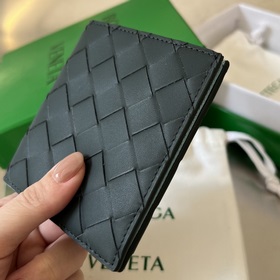 Двухслойный вертикальный кошелек 749400 — это не только кошелек, 
